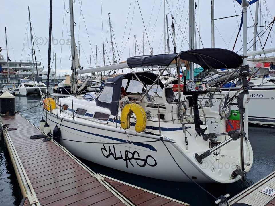 Velero usado BAVARIA 30 CRUISER