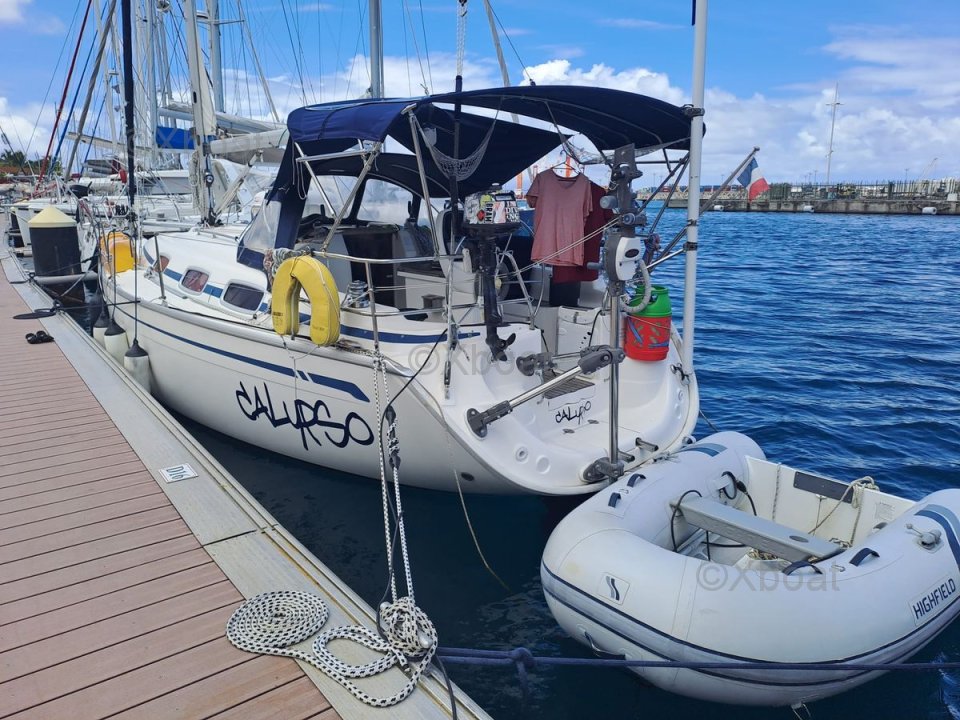 Velero usado BAVARIA 30 CRUISER