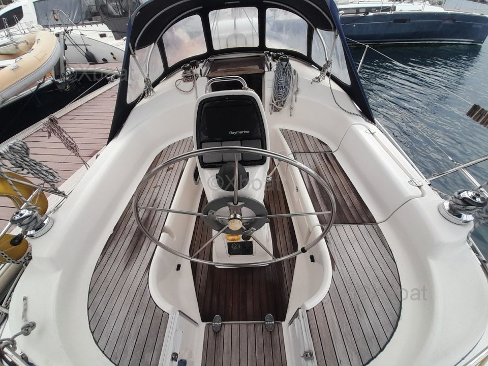 Velero usado BAVARIA 30 CRUISER