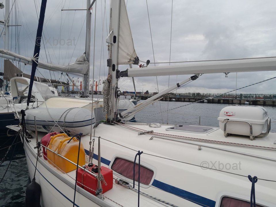 Velero usado BAVARIA 30 CRUISER