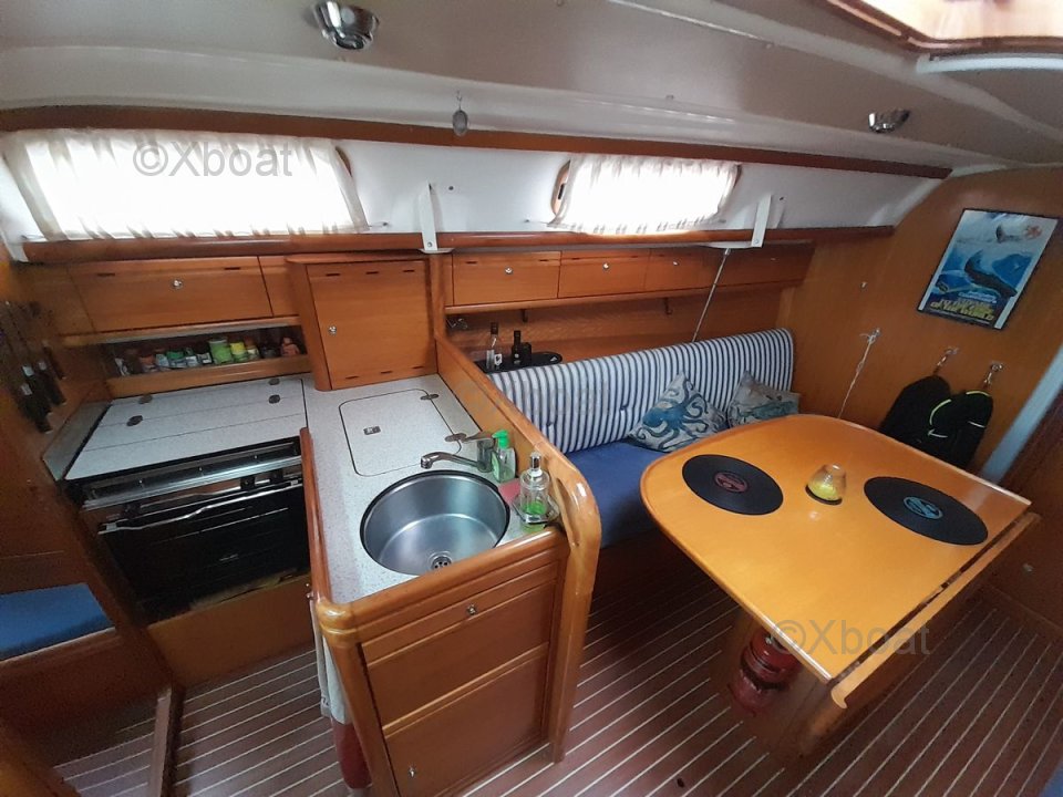 Velero usado BAVARIA 30 CRUISER