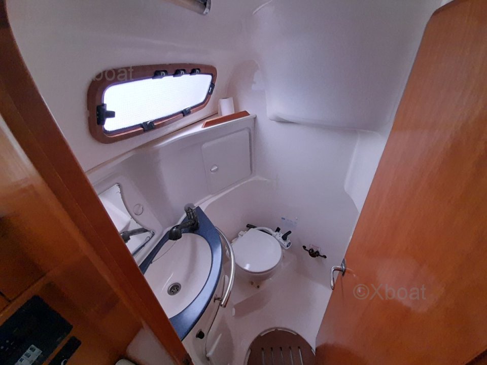 Velero usado BAVARIA 30 CRUISER