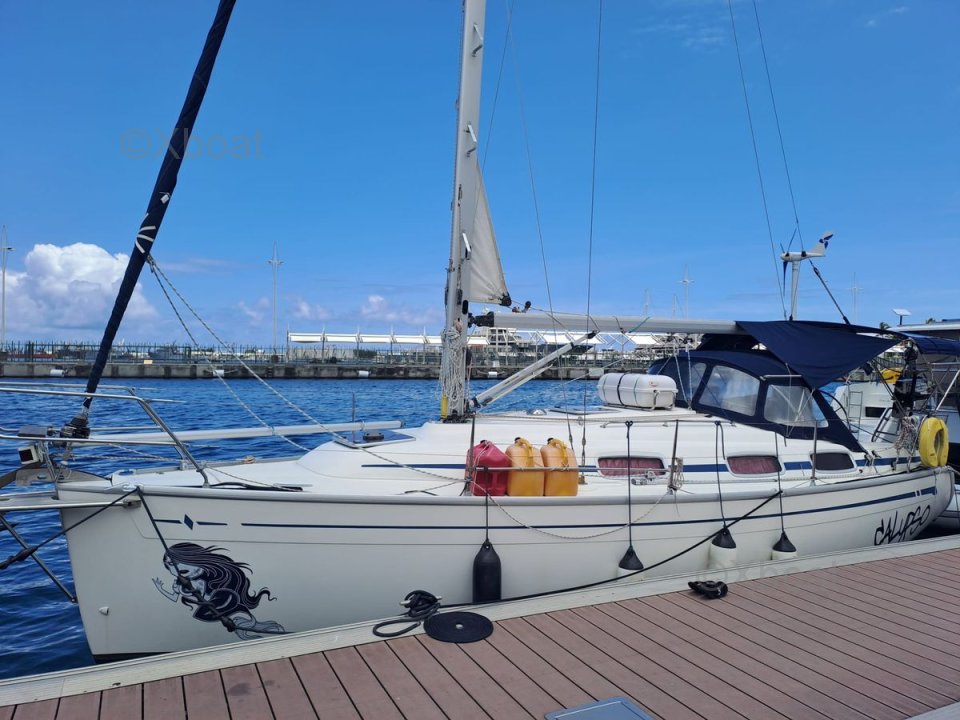 Velero usado BAVARIA 30 CRUISER