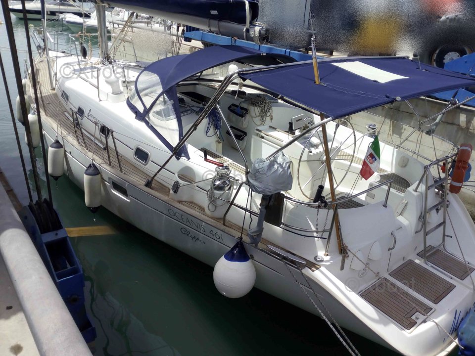 Velero usado OCEANIS 461