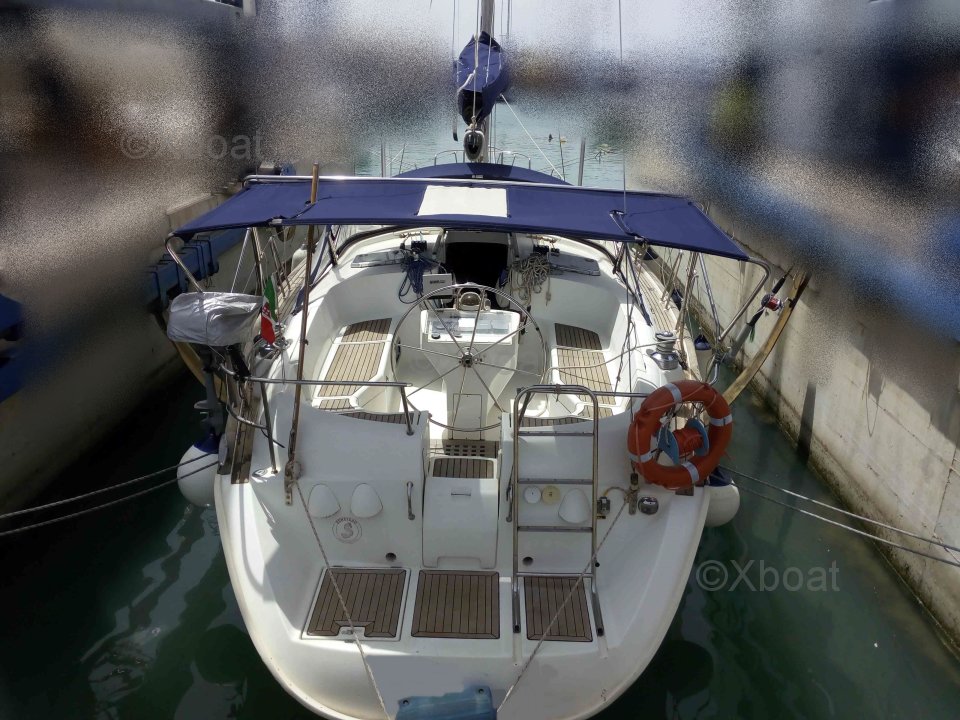 Velero usado OCEANIS 461