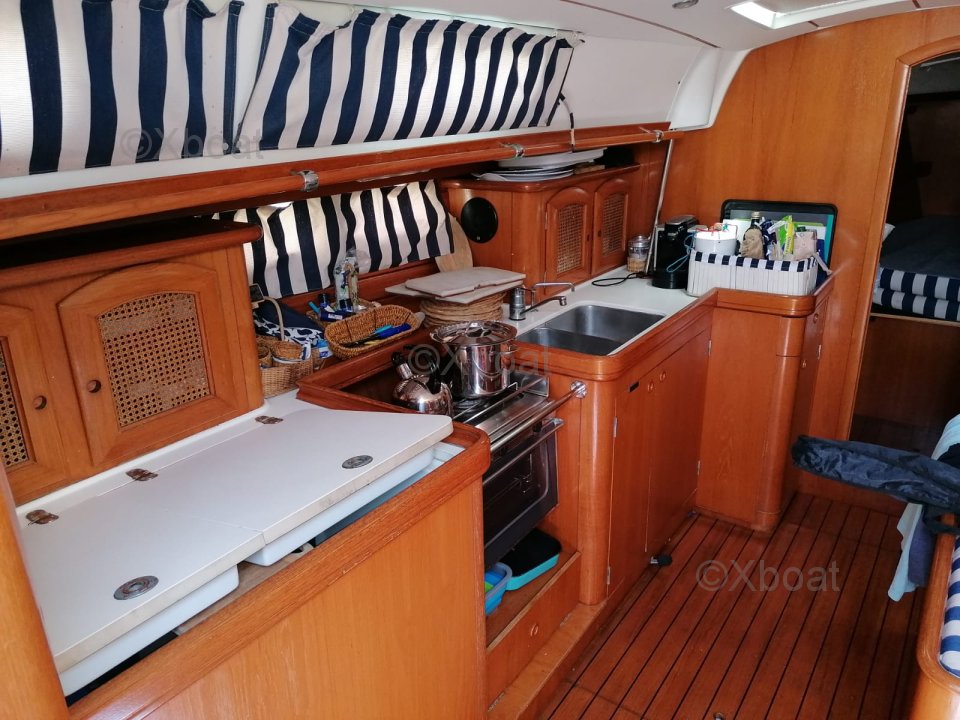 Velero usado OCEANIS 461