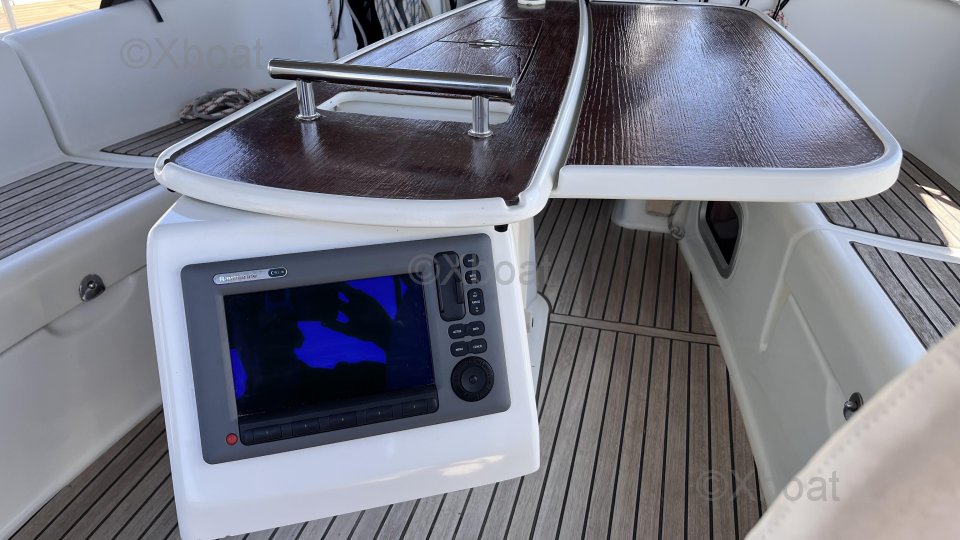 Velero usado OCEANIS 40