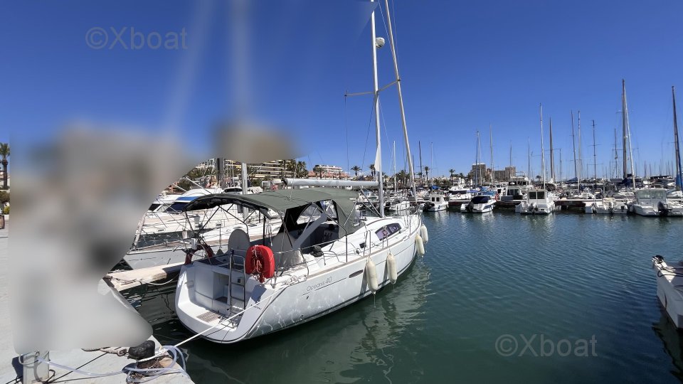 Velero usado OCEANIS 40