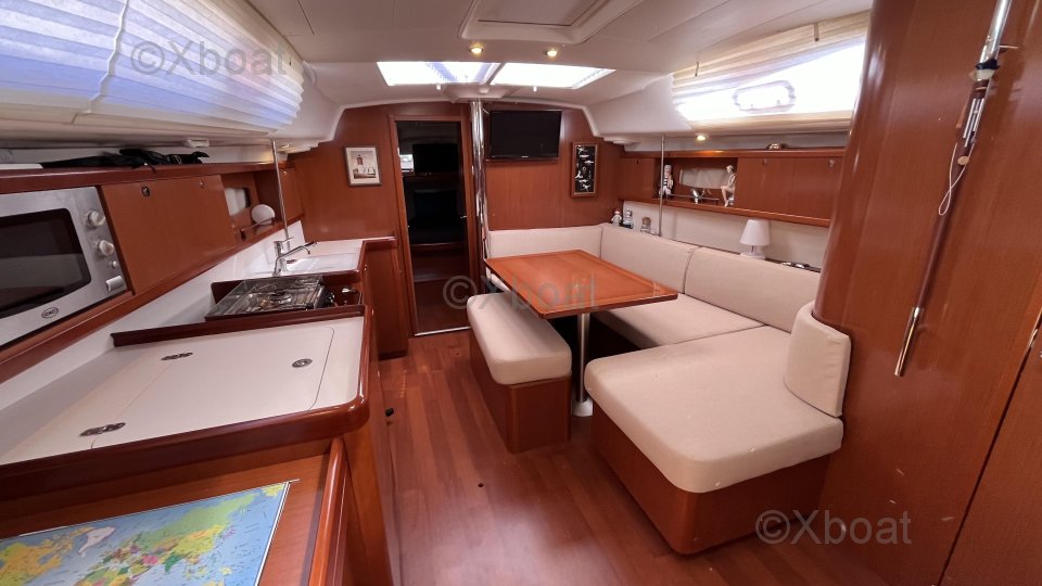 Velero usado OCEANIS 40