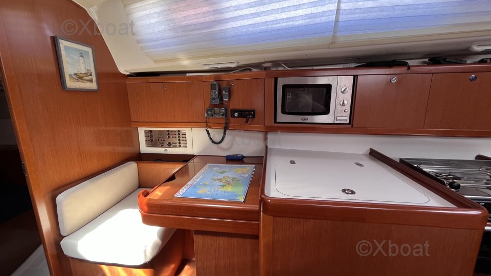 Velero usado OCEANIS 40