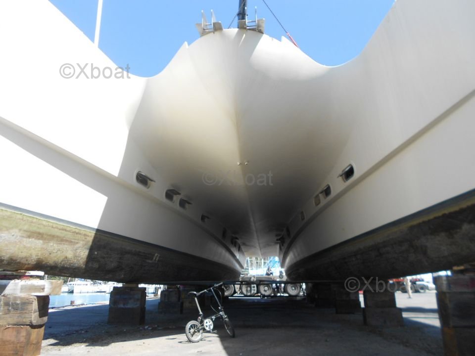 Yacht usado MOTOR YACHT CATAMARAN 30M