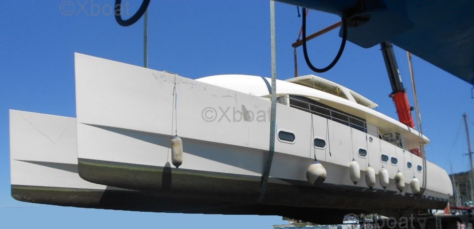 Yacht usado MOTOR YACHT CATAMARAN 30M