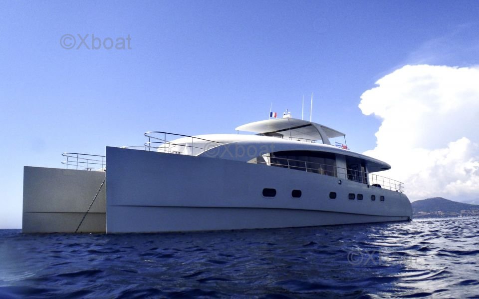 Yacht usado MOTOR YACHT CATAMARAN 30M