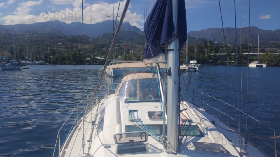 Velero usado OCEANIS 46