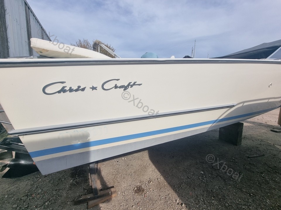 Yacht usado CHRIS CRAFT LANCER 23