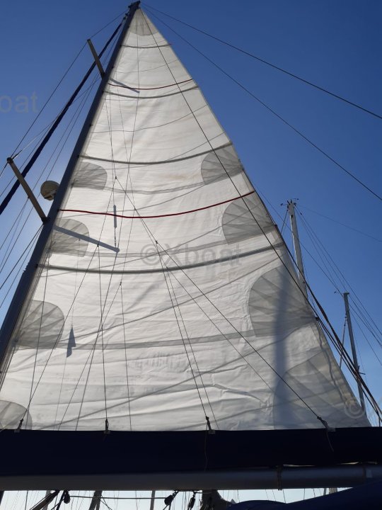 Velero usado OCEANIS 461