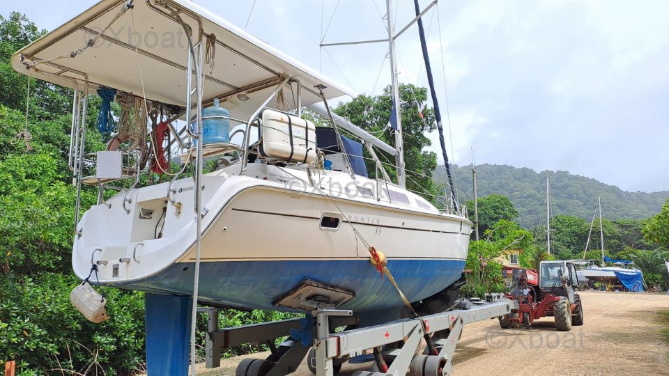 Velero usado HUNTER 33