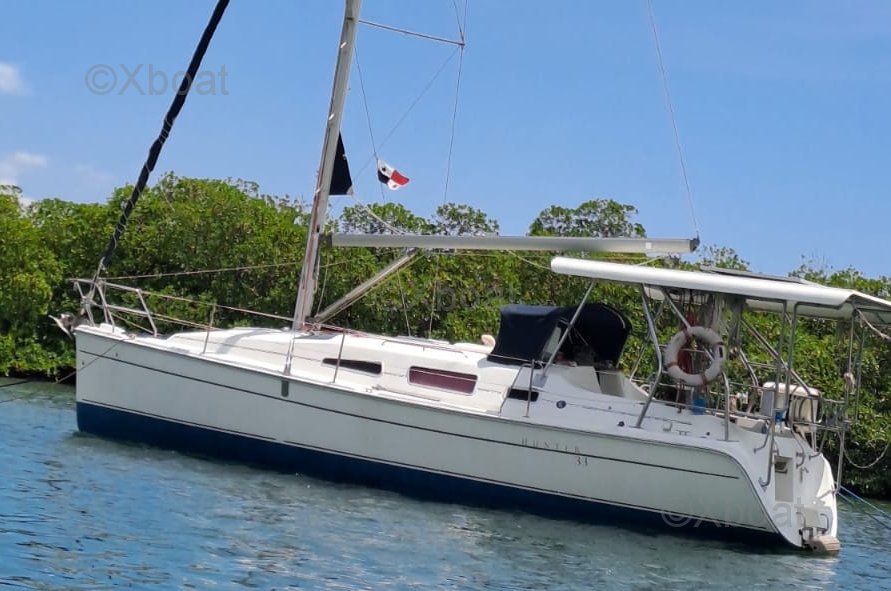 Velero usado HUNTER 33