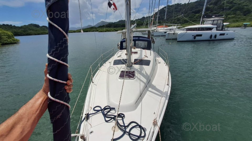 Velero usado HUNTER 33