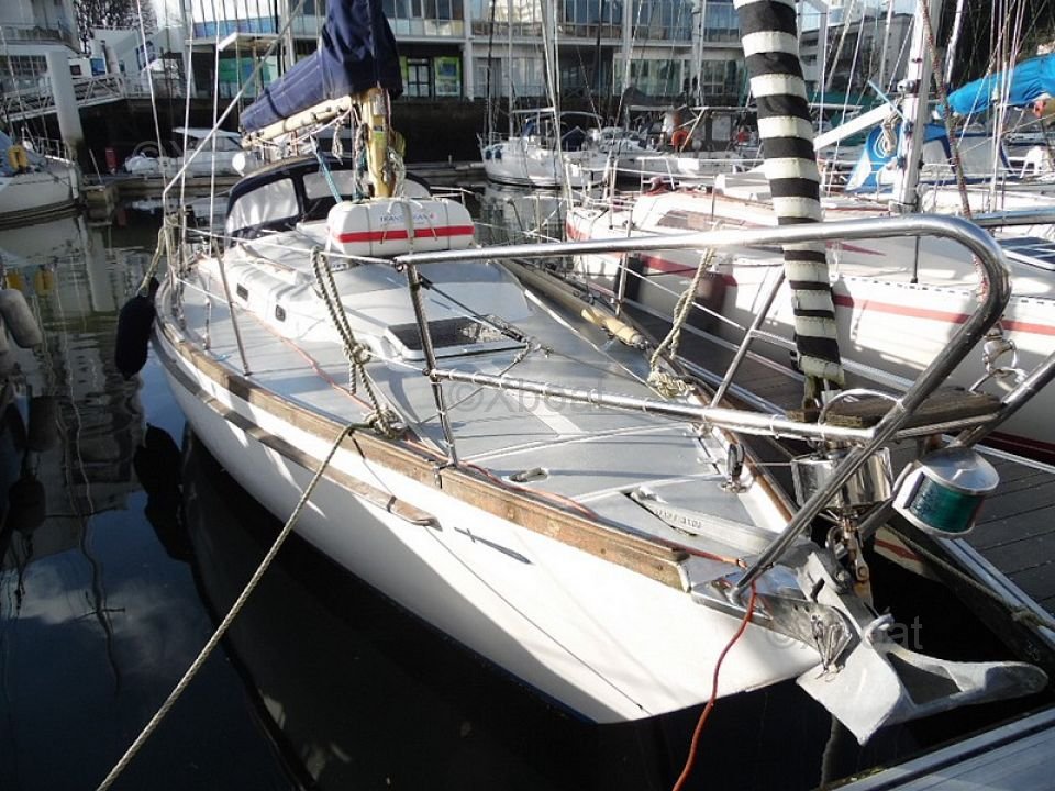 Velero usado CENTURION 32